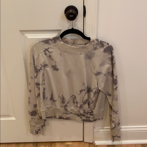 lululemon athletica Sweaters - lululemon crop hoodie